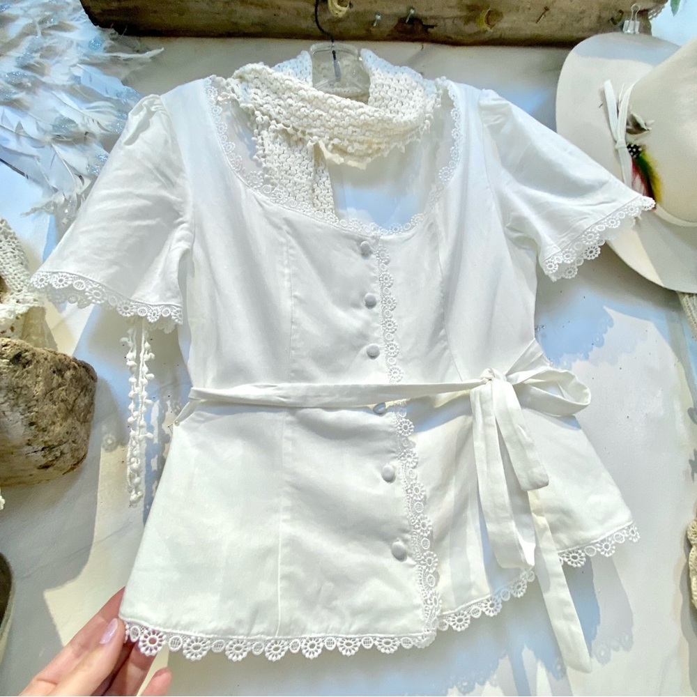Linen Lace trim shabby chic boho blouse cup sleeves prairie country granny vibe